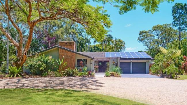 Peace and quiet on almost an acre in Mullumbimby.