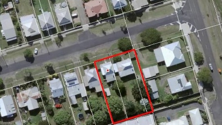 If approved, the development would see the two detached houses at 48 – 50 Crofton St, Bundaberg West converted into a single storey block of eight units with 12 car spaces.