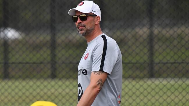 Markus Babbel has a plan to return the Wanderers to the top. (AAP Image/Brendan Esposito) NO ARCHIVING
