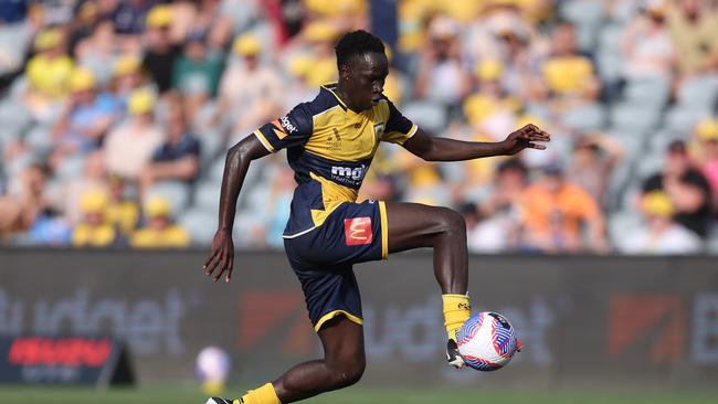 Alou Kuol in action for the Mariners. Photo by Scott Gardiner/Getty Images