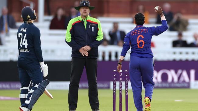 Charlie Dean of England. Photo by Ryan Pierse/Getty Images