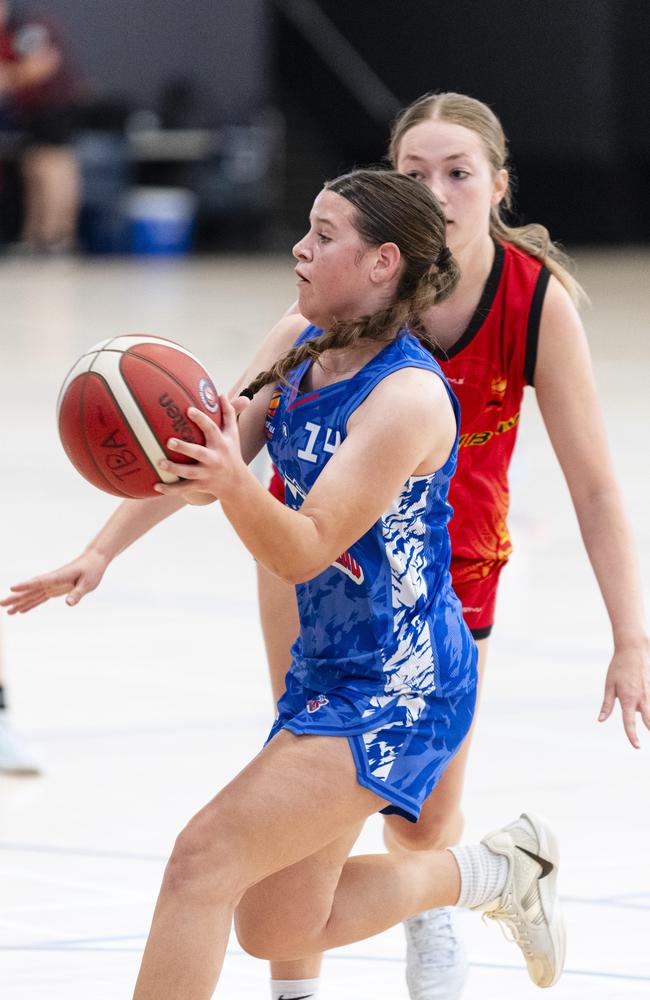 Kayley Markey of Toowoomba Mountaineers against Moreton Bay Suns in SQJBC U18 Women round 3 basketball at Toowoomba Grammar School, Sunday, October 20, 2024. Picture: Kevin Farmer