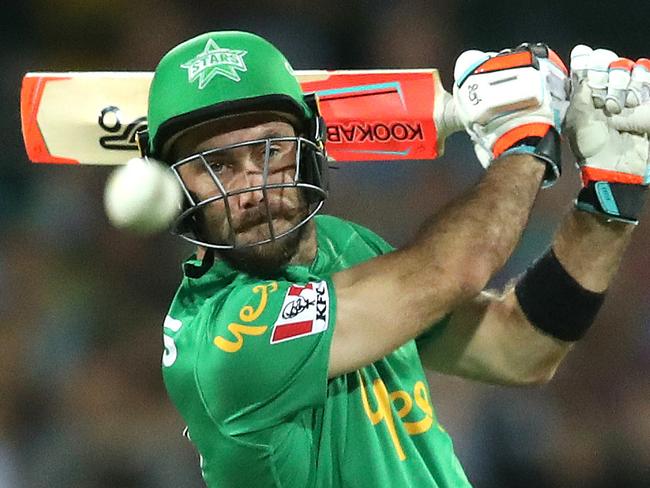 Stars' Glenn Maxwell cuts for four during the BBL match between the Sydney Sixers and Melbourne Stars at the SCG. Picture. Phil Hillyard