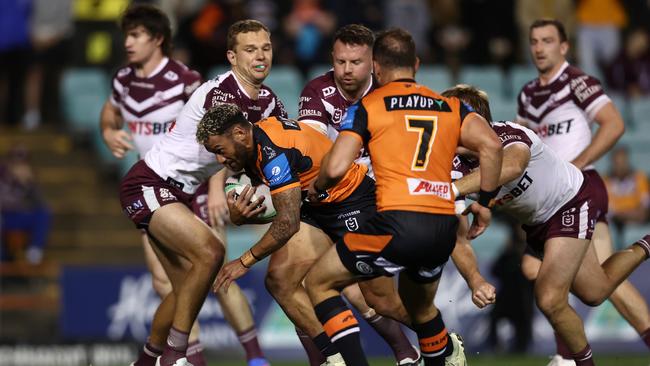 Koroisau makes a break to score a try during the round 25 clash. (Photo by Jason McCawley/Getty Images)