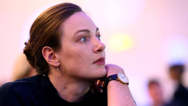 Cate Campbell says the Queensland government is playing politics with the 2032 Games.