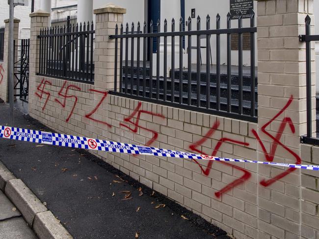 SYDNEY, AUSTRALIA - NewsWire Photos - JANUARY 11, 2025: Anti semitic attack on the Newtown Synagogue, Sydney. Crime scene has been established. Picture: NewsWire / Simon Bullard.