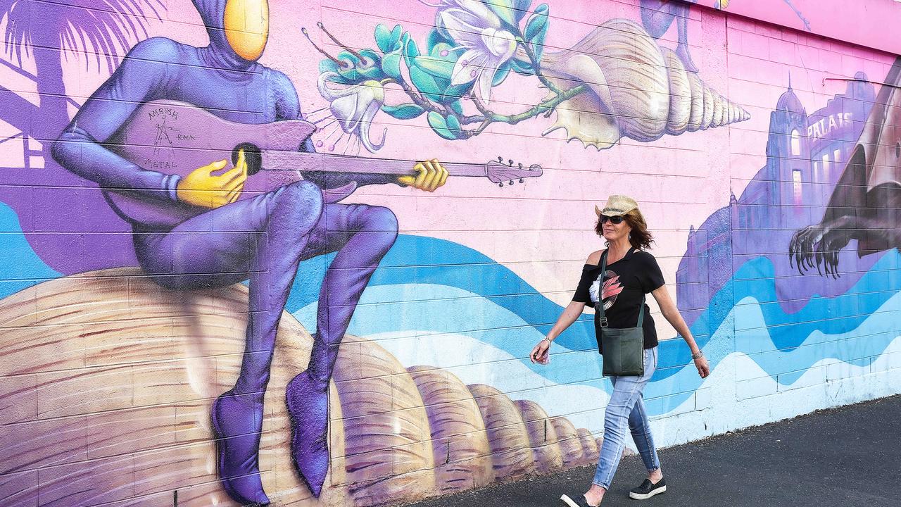 Victoria was recovering from an earlier lockdown when it went back into lockdown from August 5, but restrictions eased in regional Victoria from August 10. Picture: Ian Currie / NCA NewsWire