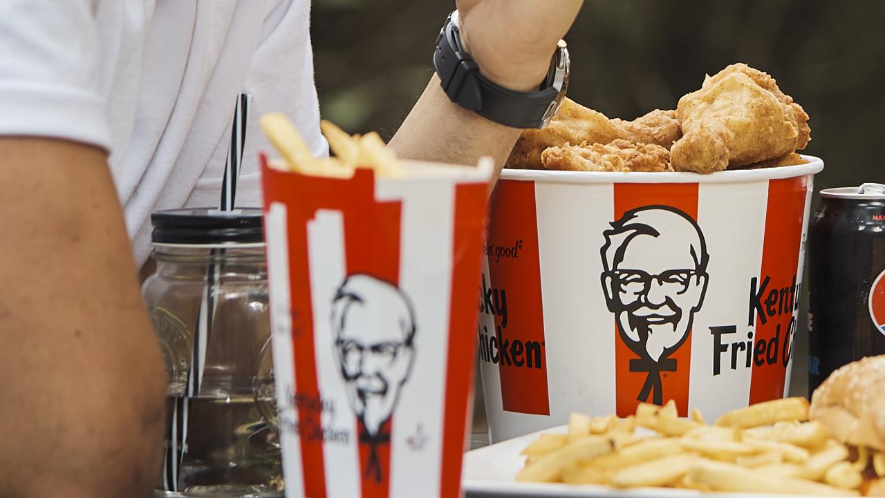 KFC brings back epic cult favourite Popcorn Chicken Slab | news.com.au ...