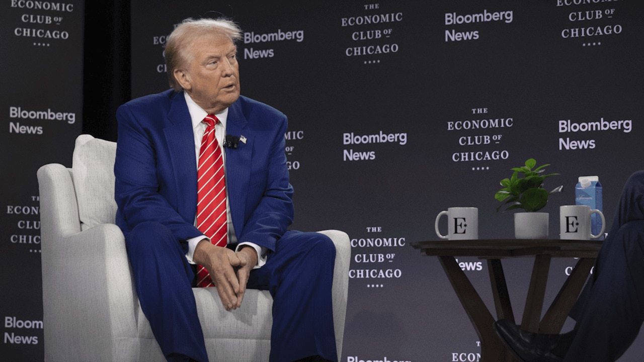 Trump Discusses Economic Policy, Putin and Fed in Chicago Interview