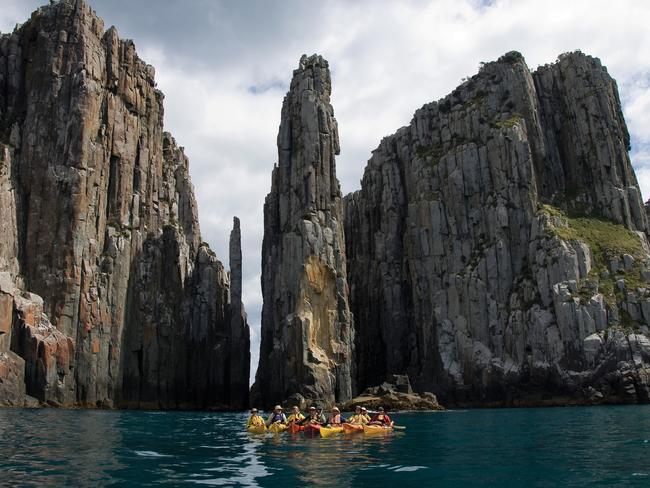 Roaring 40's Kayaking.