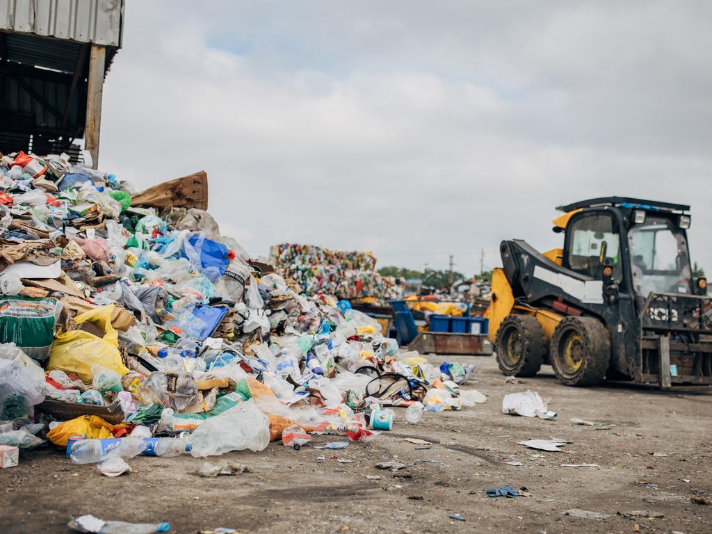 Supermarkets are well placed to help combat Australia’s plastic packaging problem. Picture: iStock