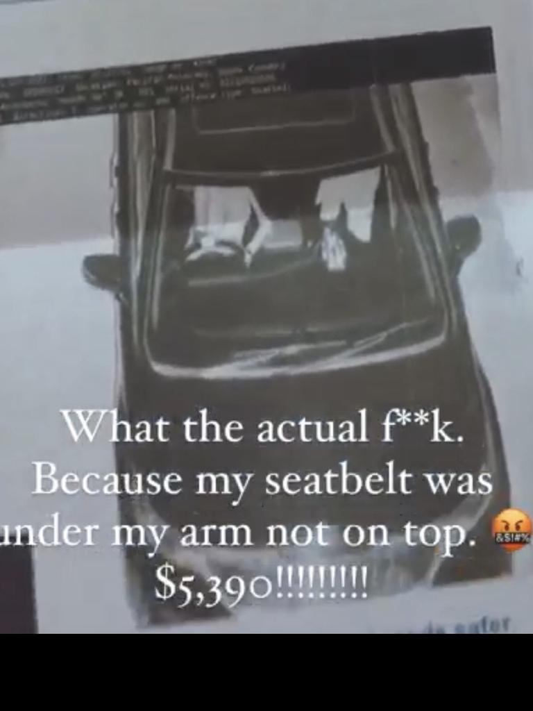 Lauren Hyland's $5000 seatbelt fine. Photo: Instagram