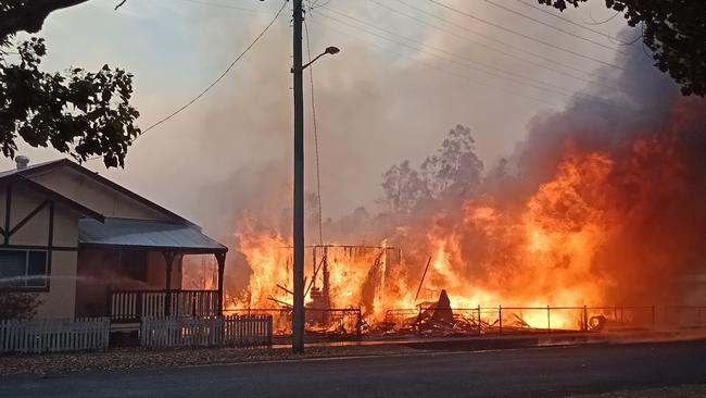 Dramatic footage of a property on fire in Rappville during the recent bush fires.