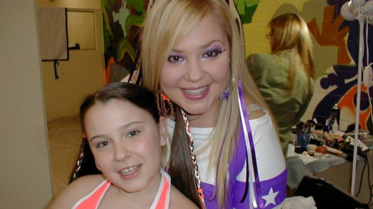 Dianne Regan pictured with her asthmatic daughter Jasmine in 2009.