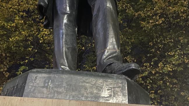 On the eve of the tribunal handing down its decision on the Crowther statue, vandals, have attempted to take things into their own hands. Image: The Mercury.