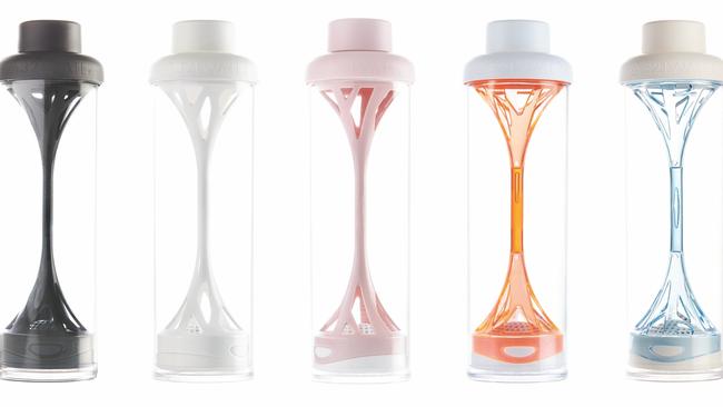 The 321 Water bottle comes in various colours.