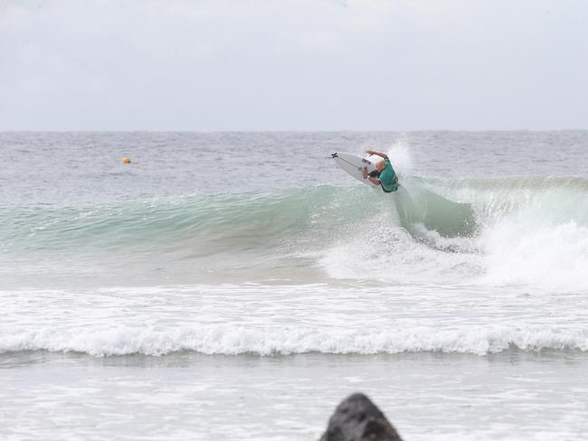Bonsoy Gold Coast Pro at Snapper Rocks Heat 3. Photo of D Emslie. 27 April 2024 Coolangatta Picture by Richard Gosling