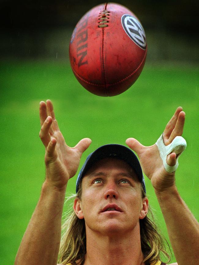 Chick played for Hawthorn before moving to the Eagles.