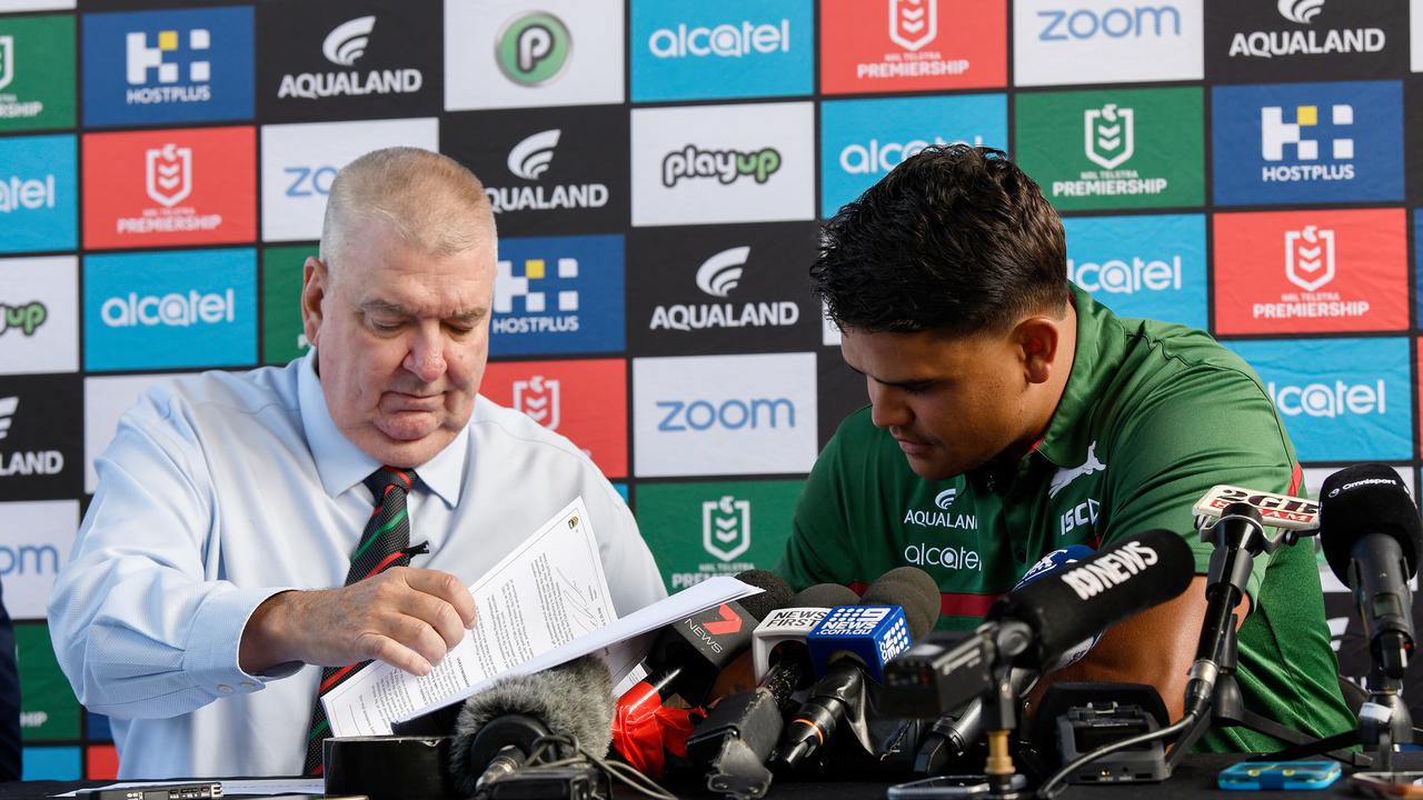 Latrell Mitchell (right) signing a new contract with Shane Richardson in 2020. Picture: AAP Image/Bianca De Marchi.