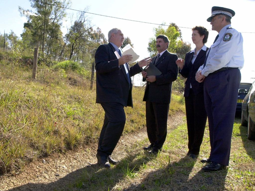 Michael Ashwood, geographic profiler Scot Filer, NSW criminal profiler Kris Illingsworth and Commissioner Ken Maroney at one of the scenes connected to the Rachelle Childs’ murder in Bargo. Picture: Tracee Lea