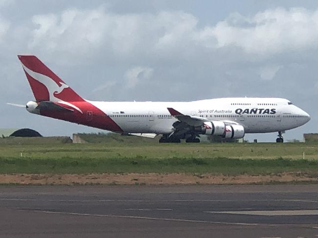 The QANTAS 747 carrying the second group of coronavirus evacuees from Wuhan lands in Darwin. Picture: Supplied