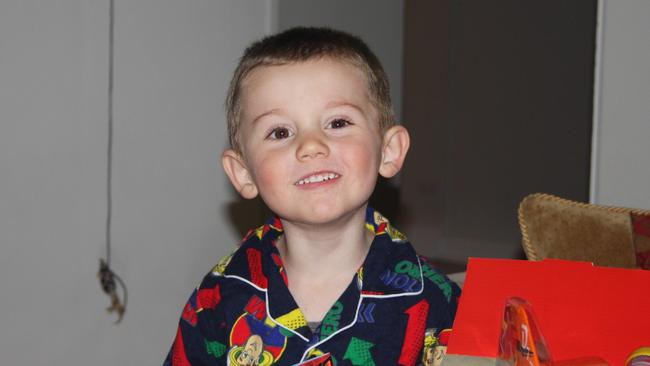 Extra police from Sydney and Newcastle headed to Kendall to search for any sign of William Tyrrell.