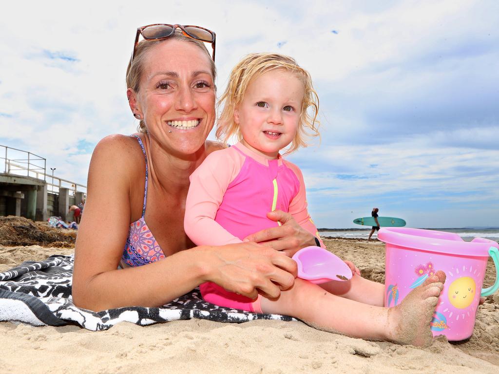 Beach Pics at Ocean Grove Danni Rogan with daughter Summer 1.5yrs (Ocean Grove) Picture: Glenn Ferguson