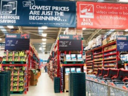 Mum’s Bunnings ‘empty aisles’ discovery