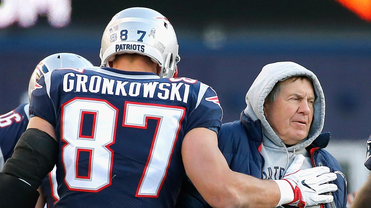 Patriots trade Rob Gronkowski to Buccaneers for 4th-round pick