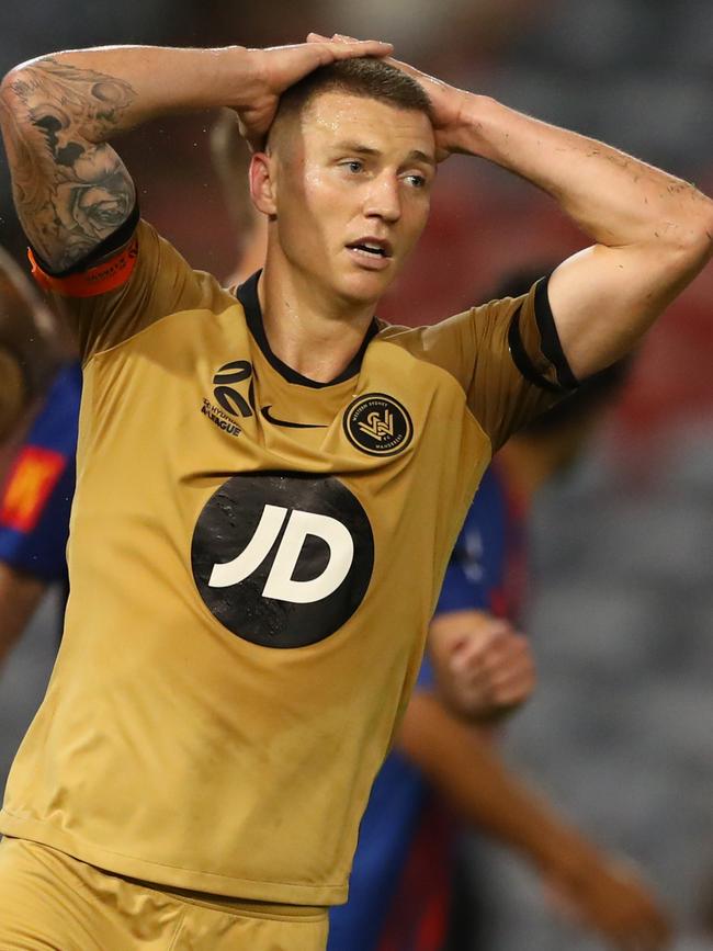 Mitchell Duke after a missed chance. Picture: Tony Feder/Getty