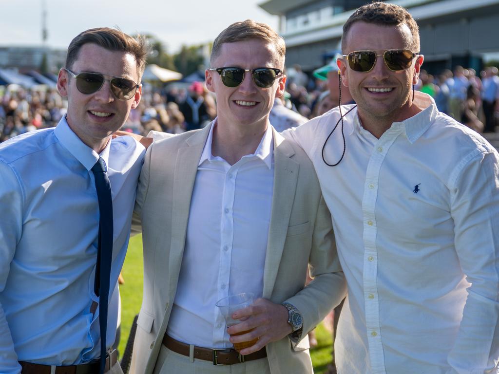 Royal Randwick: photos from Moet and Chandon Spring Champion Stakes Day ...