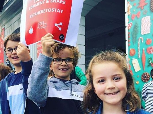 Protesters included many of the clubs’ young tennis players. Source: Louise1691, Instagram