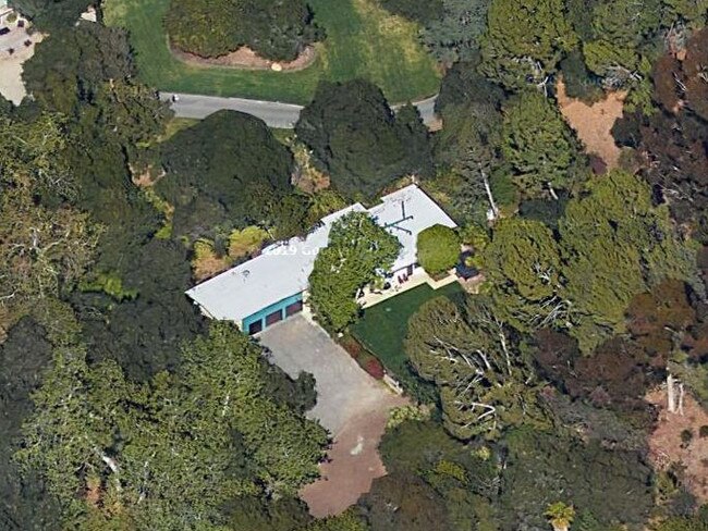 Miley Cyrus has lost more than $A1 million in the sale of her Malibu home. Picture: Google Maps