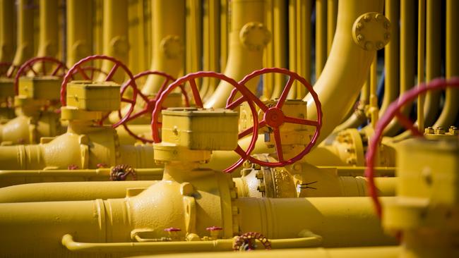 APA owns 15,000km of gas pipelines worth $21 billion across Australia and delivers half the ­nation’s gas along with stakes in storage facilities, power stations and wind and solar farms. Picture: Bloomberg