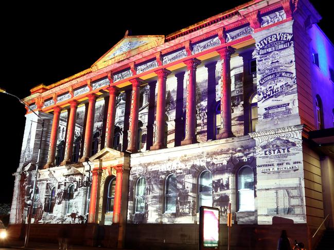 COLOUR METhe lights were supposed to go out on Colour Me Brisbane last weekend but it has been so popular it has been extended through to this weekend. Check out the light shows at South Bank, QPAC, Queens Park and other city locations.