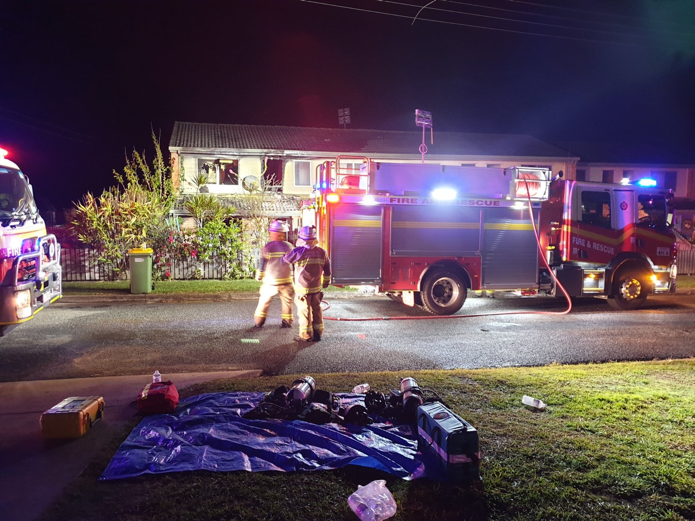 A Gympie unit was gutted by fire in the early hours of Tuesday morning.