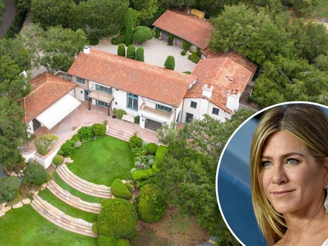 Jennifer Aniston buys Oprah's home. Pictures: Getty/Backgrid