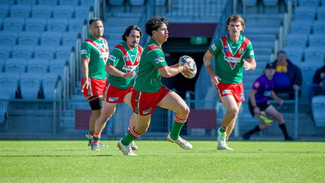 Viliami Mahe for Corrimal. Picture: Thomas Lisson