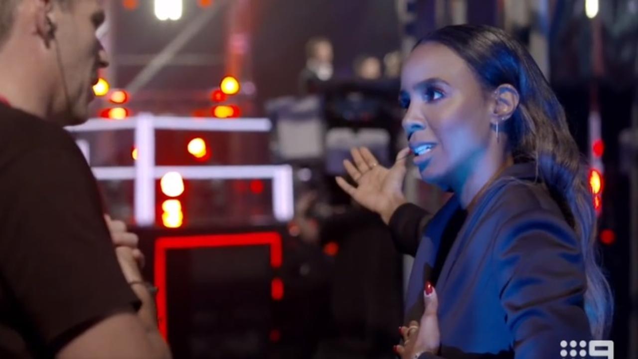 Kelly Rowland argues with a producer after walking off set.