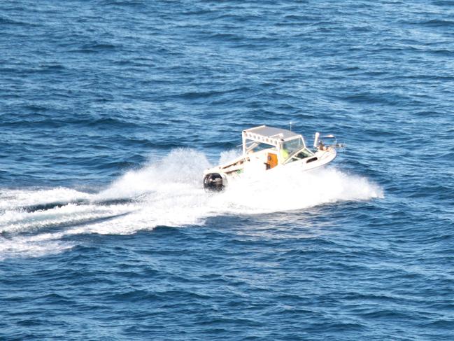 Whale watchers from the group Encounter Whales captured the moment a fishing boat ran over a pod of three southern right whales at Victor Harbor. Photographer: Sven Jesussek