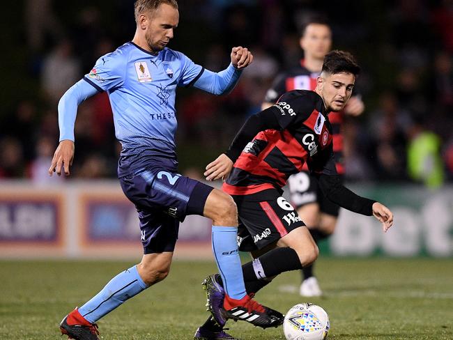 Sydney FC midfielder Siem de Jong on the ball on Saturday night. Picture: AAP