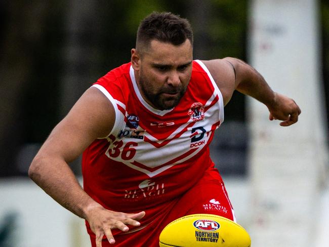 Arnold Kirby playing for Waratah in the 2024-25 NTFL season. Picture: Patch Clapp / AFLNT Media