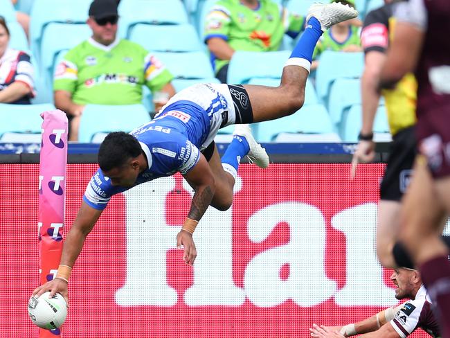 SYDNEY, AUSTRALIA - OCTOBER 06: Sione Katoa of the Jets scores a try during the 2019 State Championship Grand Final match between the Newtown Jets and the Burleigh Bears at ANZ Stadium on October 06, 2019 in Sydney, Australia. (Photo by Jason McCawley/Getty Images)