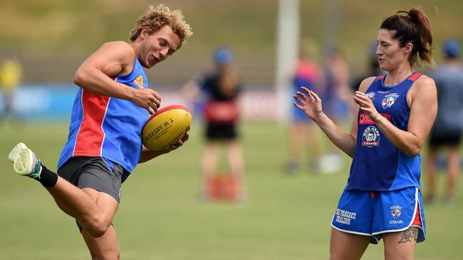 Mitch Wallis and Kim Ebb at the Western Bulldogs joint opening training. Picture: David Smith