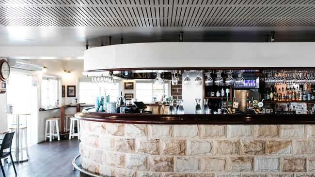 The quirky former Americas Cup Bar at Patonga Hotel has vbeen replaced.