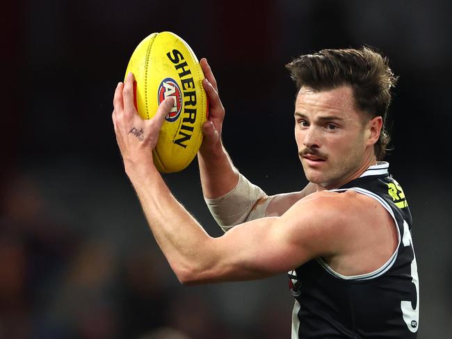 Jack Sinclair of the Saints marks during the round 16 AFL match. (Photo by Quinn Rooney/Getty Images)