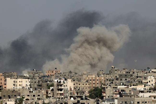 Smoke billows after an Israeli strike on Jabalia camp the northern Gaza Strip