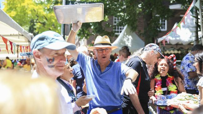 Former Prime Minister Malcolm Turnbull at Wayside Chapel Christmas lunch and street party in Kings Cross. Picture: Dylan Robinson