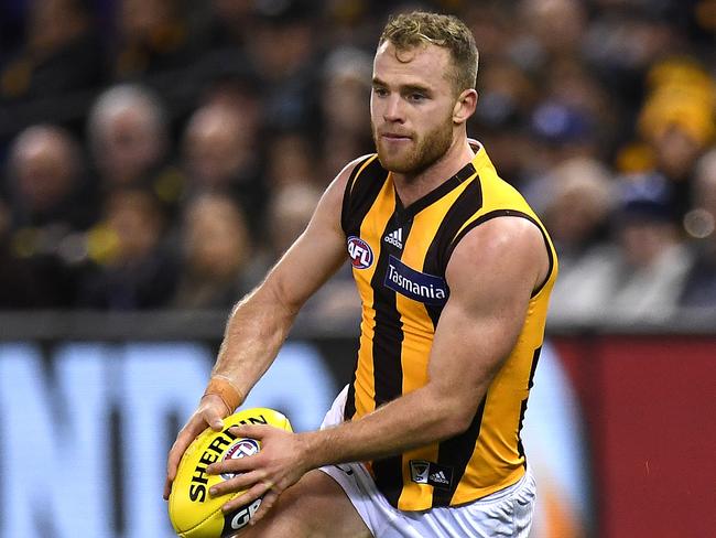 Tom Mitchell picked up another lazy 46 touches against the Blues. Picture: AAP