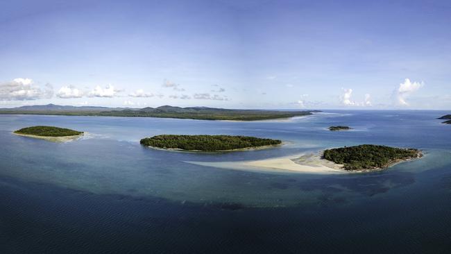 Badu Island looking over at Moa Island.